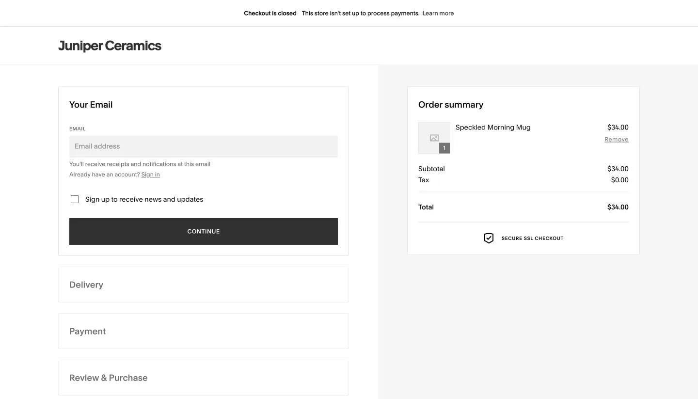 Squarespace checkout page on a trial site with a “Checkout is closed. This store isn’t set up to process payments.” banner